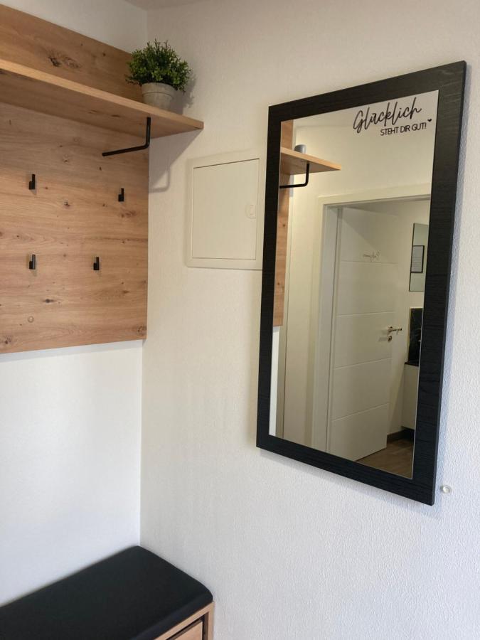 Moderne Ferienwohnung Mit Balkon Herxheim Exteriör bild